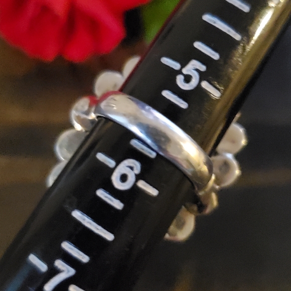 Large Vintage Sterling Cultured Pearl OM Symbol Good Luck Ring - Picture 4 of 7